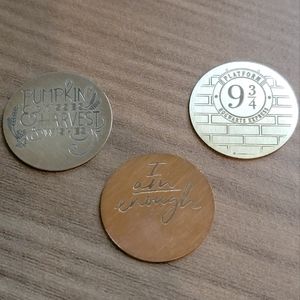 Origami Owl- lot of 3 plates